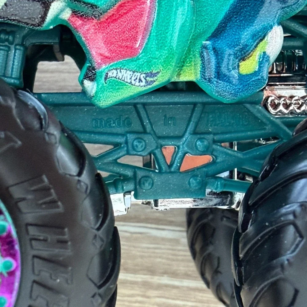 Hot Wheels Monster Jam Mega Wrex Toy Truck 1:64‎